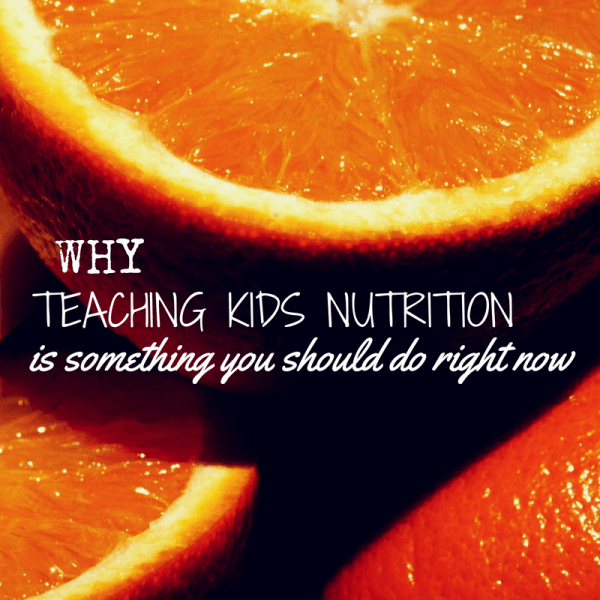 teaching-kids-good-eating-habits-parents-nearby