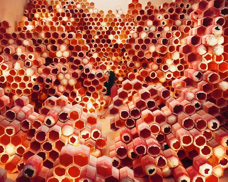 Korean Artist Transforms Her Small Studio Into Beautiful Dream Worlds