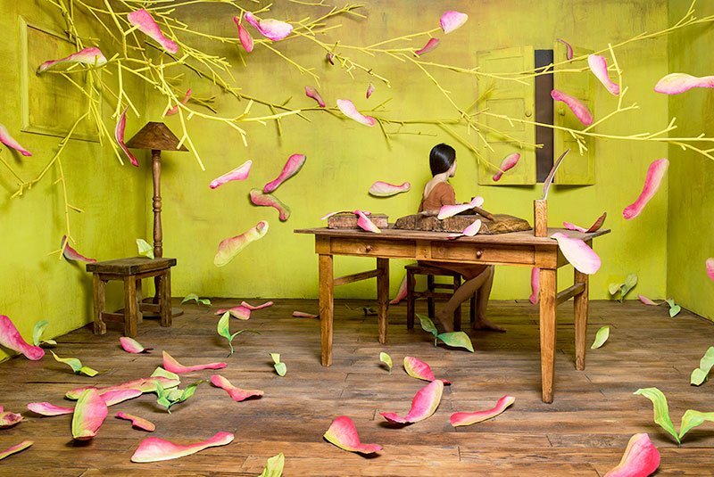 Korean Artist Transforms Her Small Studio Into Beautiful Dream Worlds