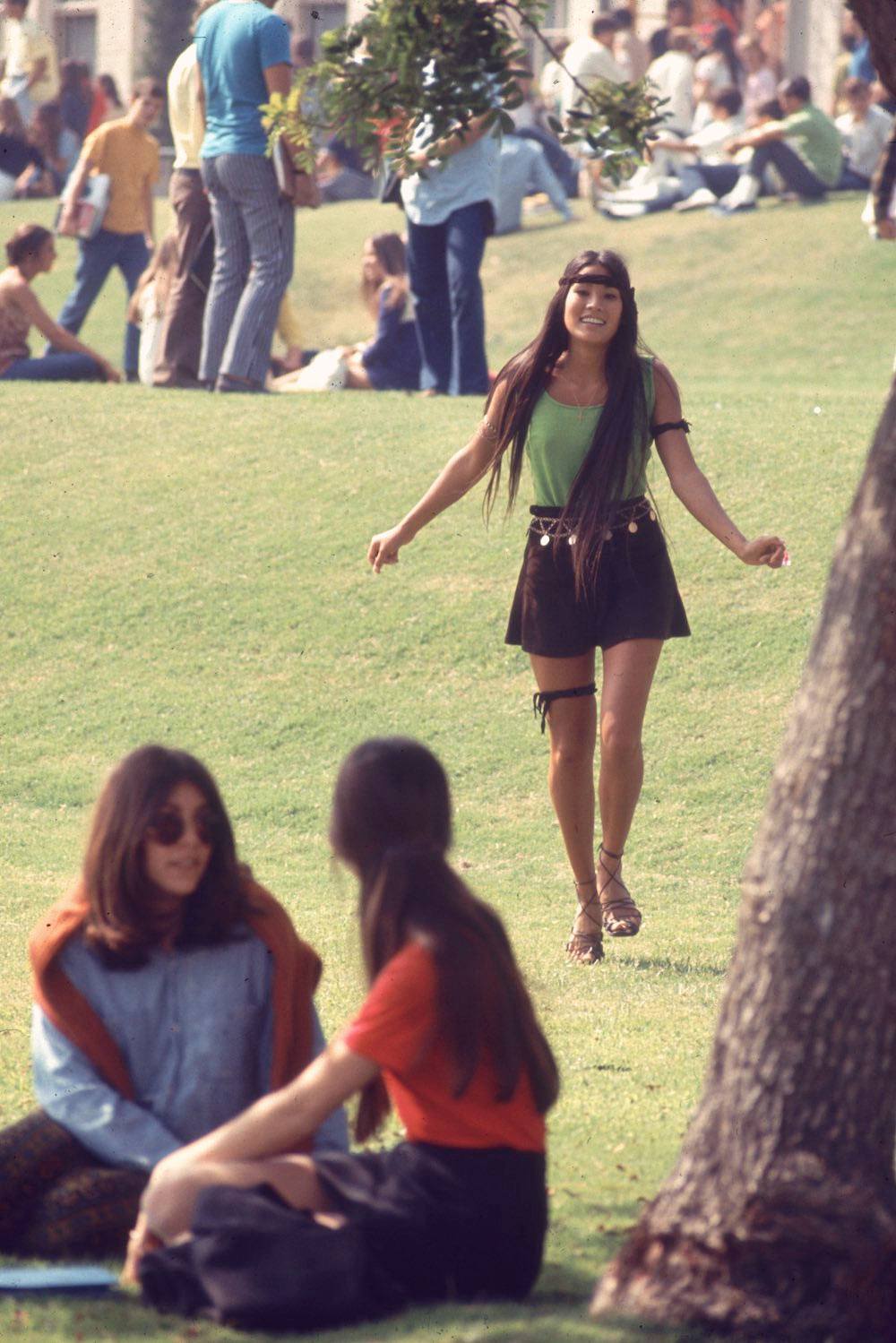 This is What American High School Students Dressed Like in 1969