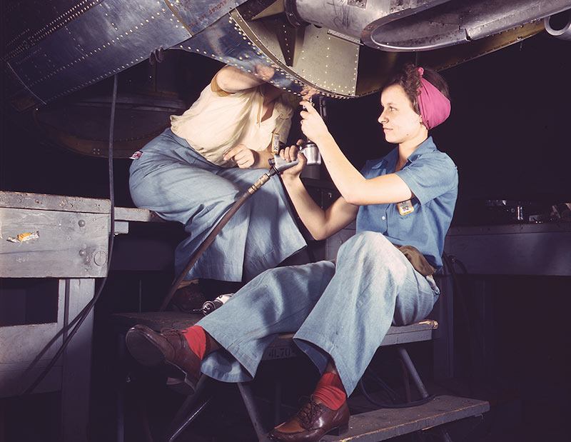 Powerful Photos of Women Who Changed What "Normal" Meant During WWII