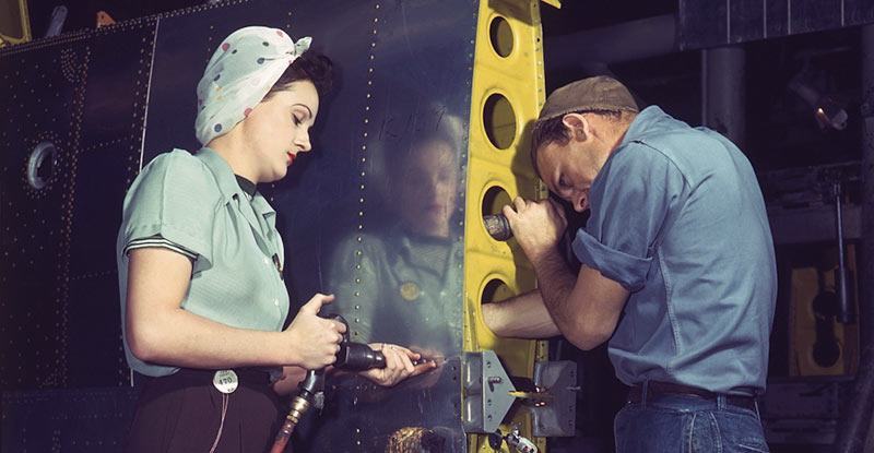 Powerful Photos of Women Who Changed What "Normal" Meant During WWII