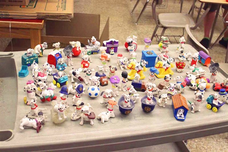 Teacher Auctions Off His Toy Collection to Selflessly Give to a Complete Stranger